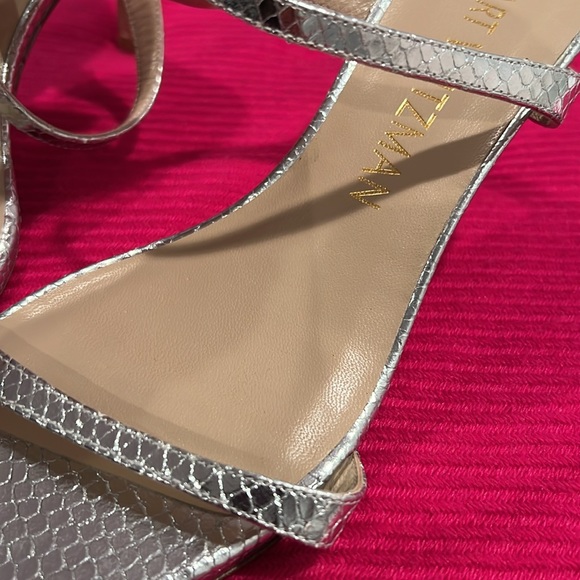 Stuart Weitzman Aleena Silver Metallic Leather Sandals 8.5 - Picture 11 of 11